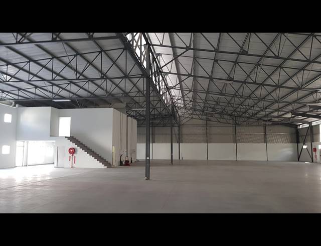 1,955M² FACTORY TO LET IN BLACKHEATH INDUSTRIAL